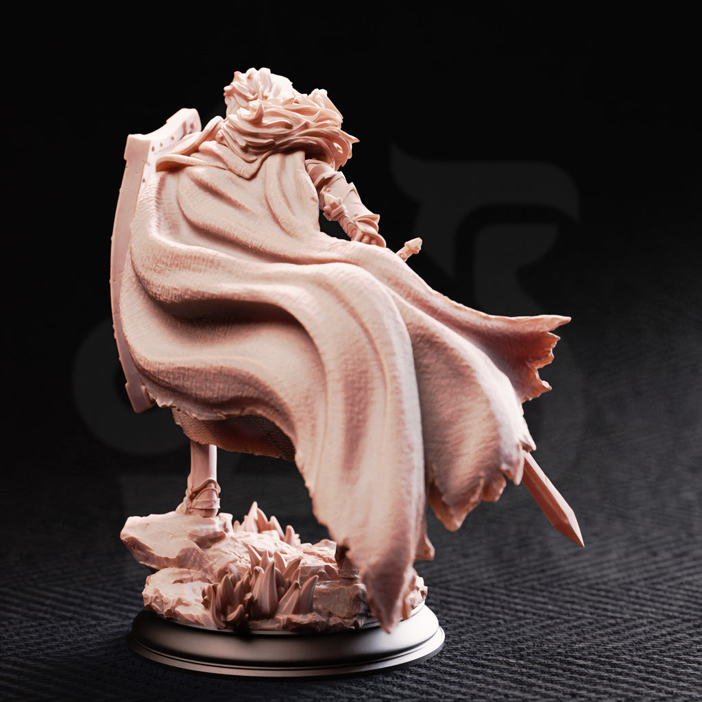 Lydia the Untarnished – Golden Griffin Sergeant